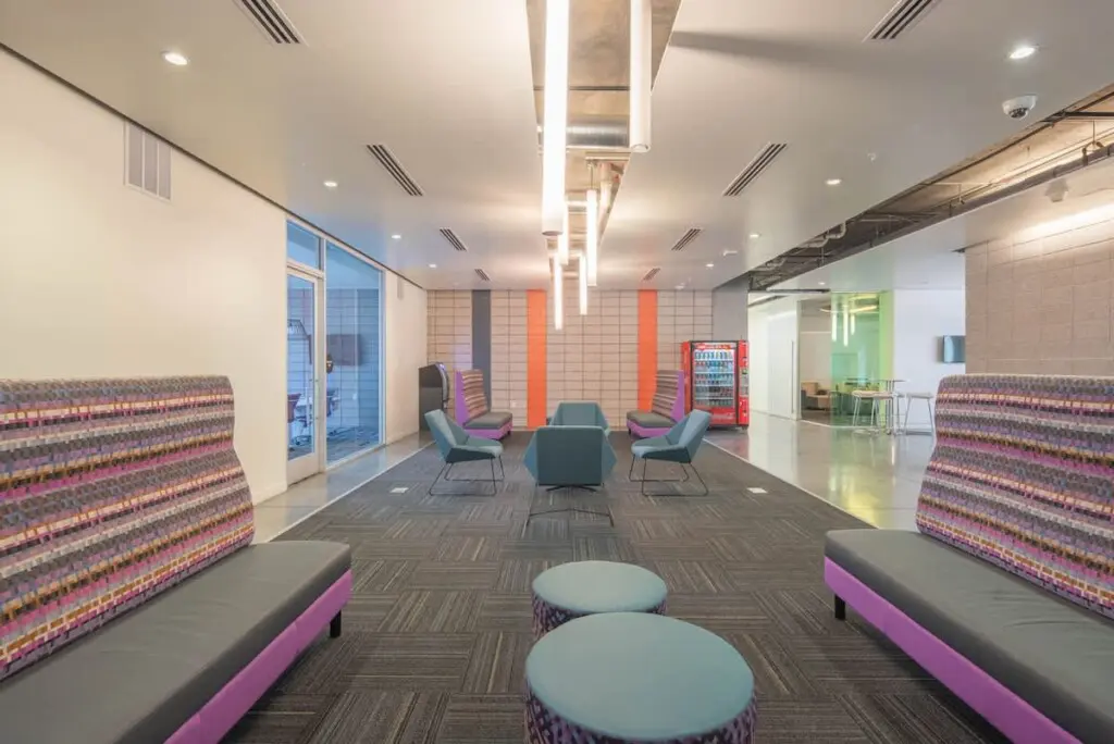 00ed0d2e cca9 43 RjF o.jpg