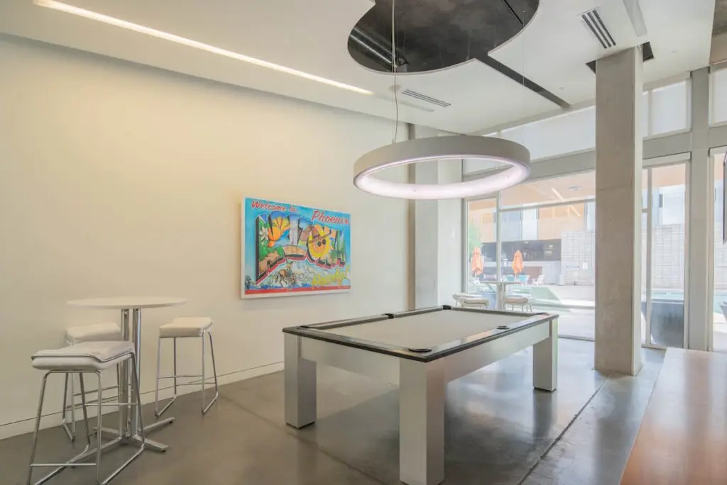 049454bd 7b5b 4a ezil4.jpg