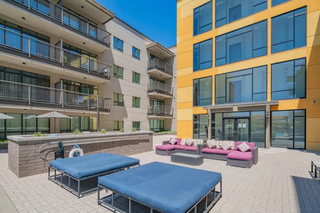 051a1e95 f0f5 48 KyfUl.jpg