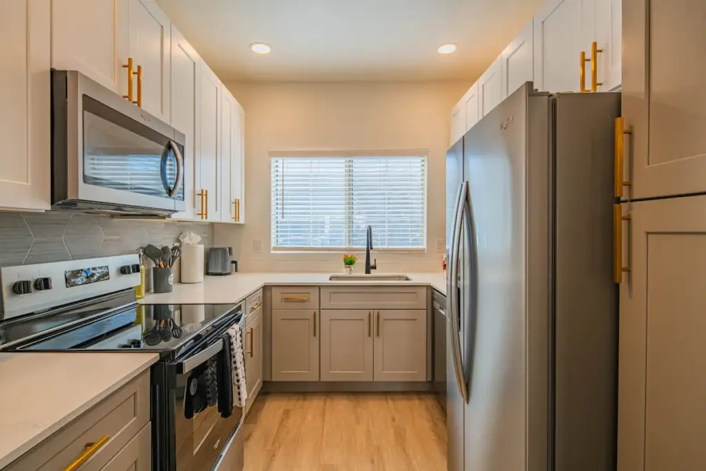 106739f2 aa5f 49 JqH59.jpg