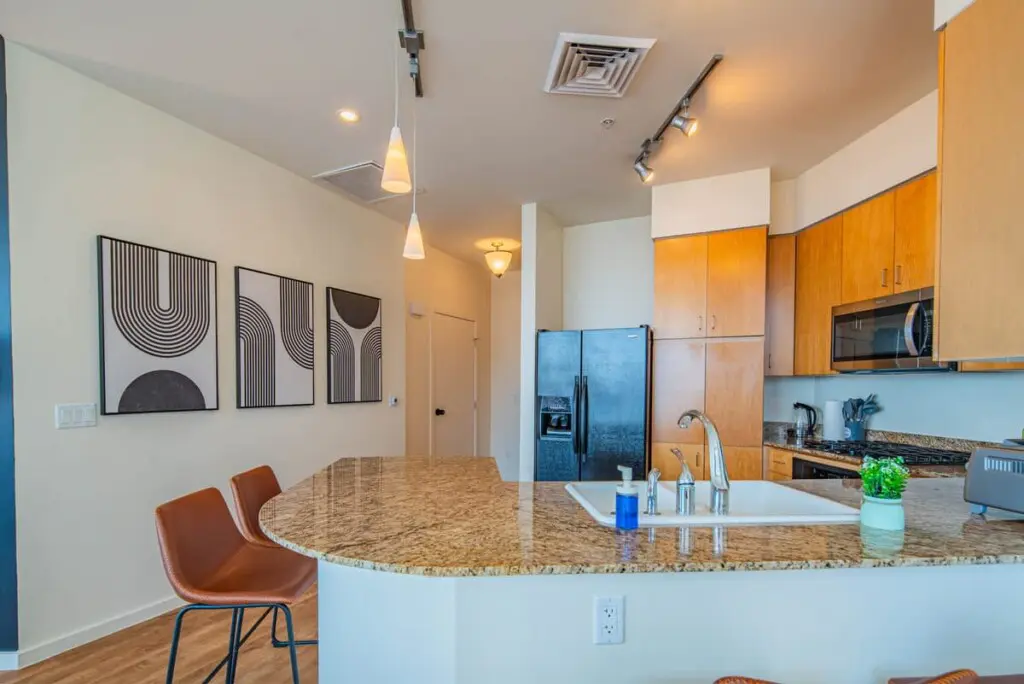 111068db 385a 4a ZFEYm.jpg