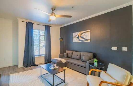 147f5826 9c17 4d Ag0r .jpg