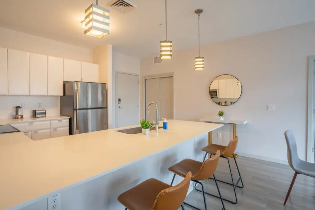 20ec028a 3fb4 41 FnQXa.jpg