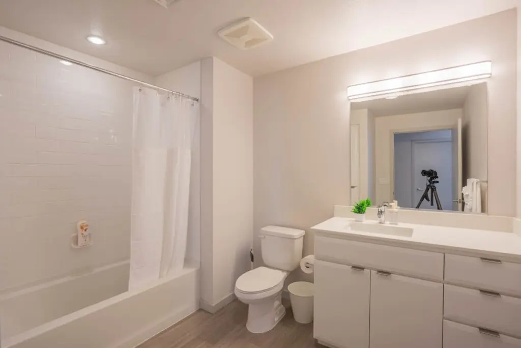 26d68576 5b3d 4f q7UuO.jpg