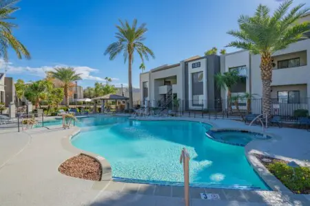 278c752a 60ca 4e SF6C5.jpg