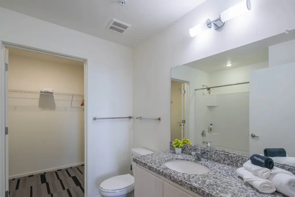 2c79d494 a988 41 9ivbL.jpg