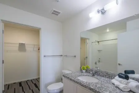 2c79d494 a988 41 9ivbL.jpg