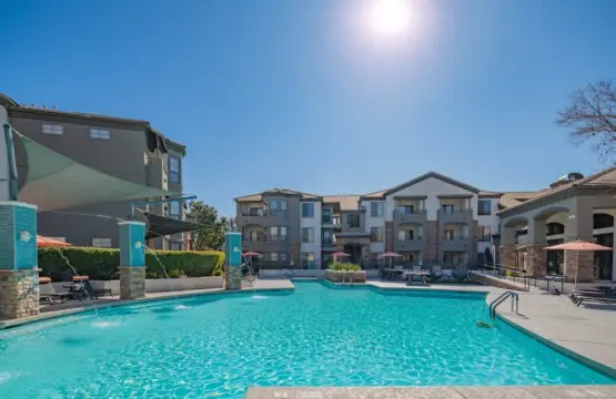 2e2623e0 e9f8 47 hUBDF.jpg