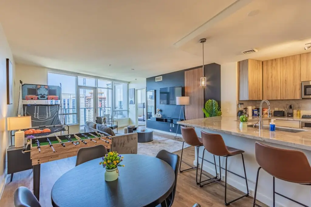 2ff016d1 8cd0 46 VftZX.jpg