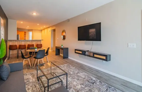 328b008c 29c8 4f x 0sS.jpg