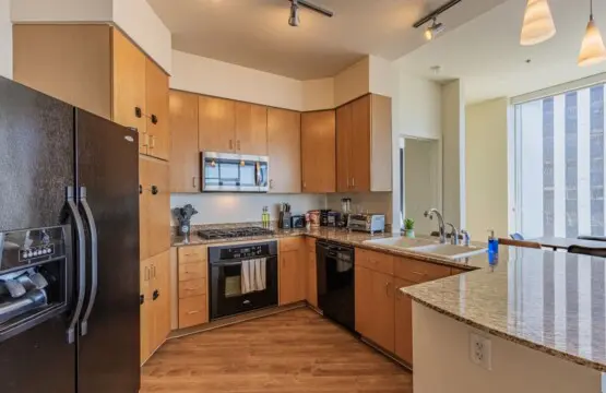 3d56bef4 ea7b 4b 1CnCJ.jpg