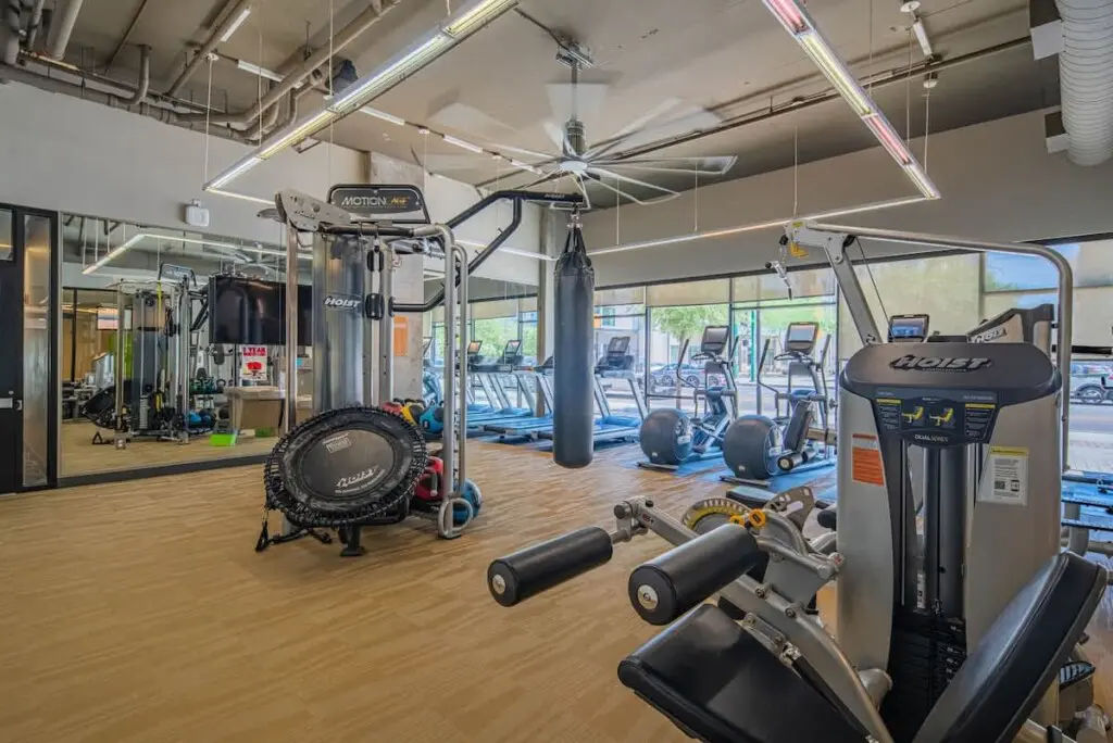 3ddf47c4 1a3f 4b 7FwMw.jpg