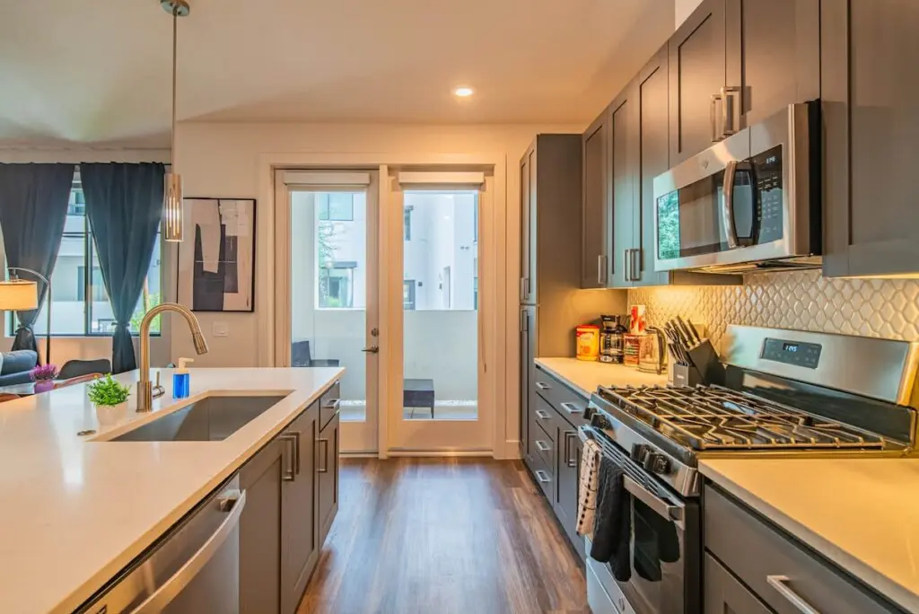 440f0b07 6955 47 s267n.jpg