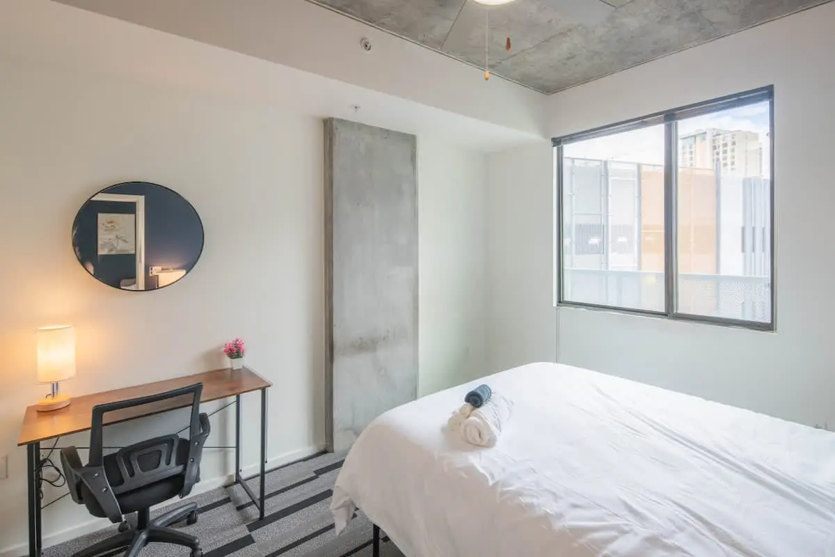 460365cb ce0f 4c 7Gxra.jpg