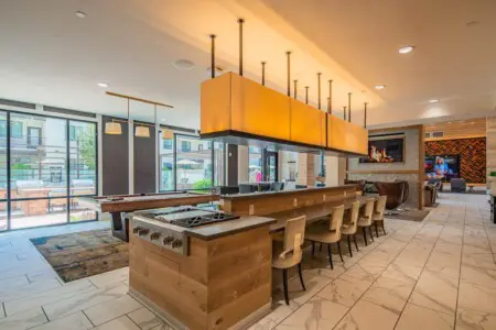 470ebe16 9169 40 z0LHp.jpg