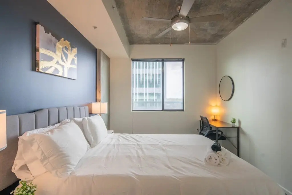 484e543b 84ac 43 4TDga.jpg