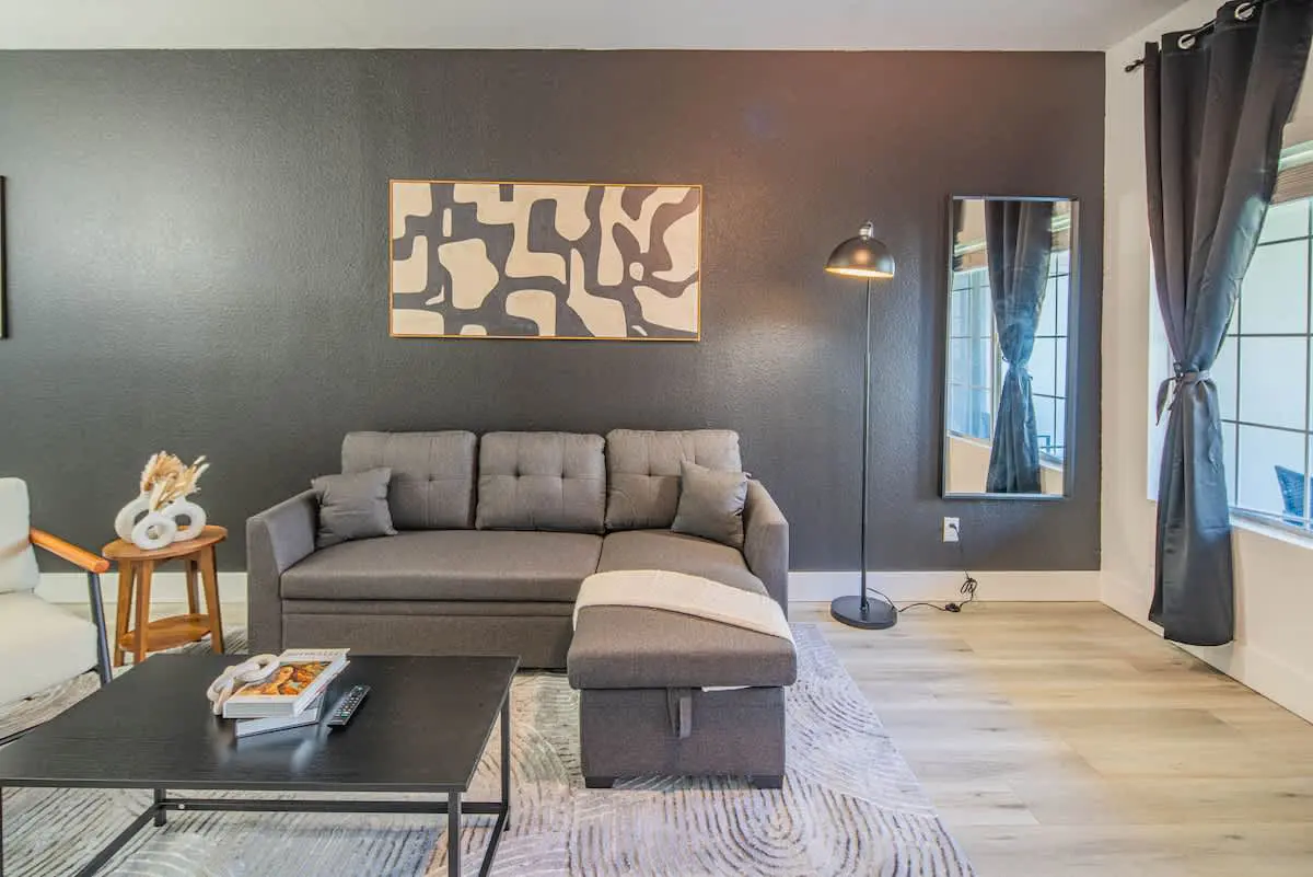 4a31403f 9f7d 45 PYJ9R.jpg