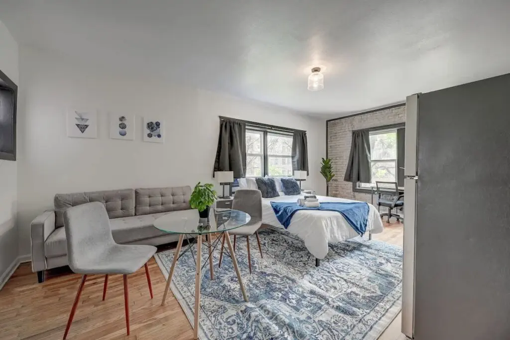 4d73412c f946 4f yPCQC.jpg