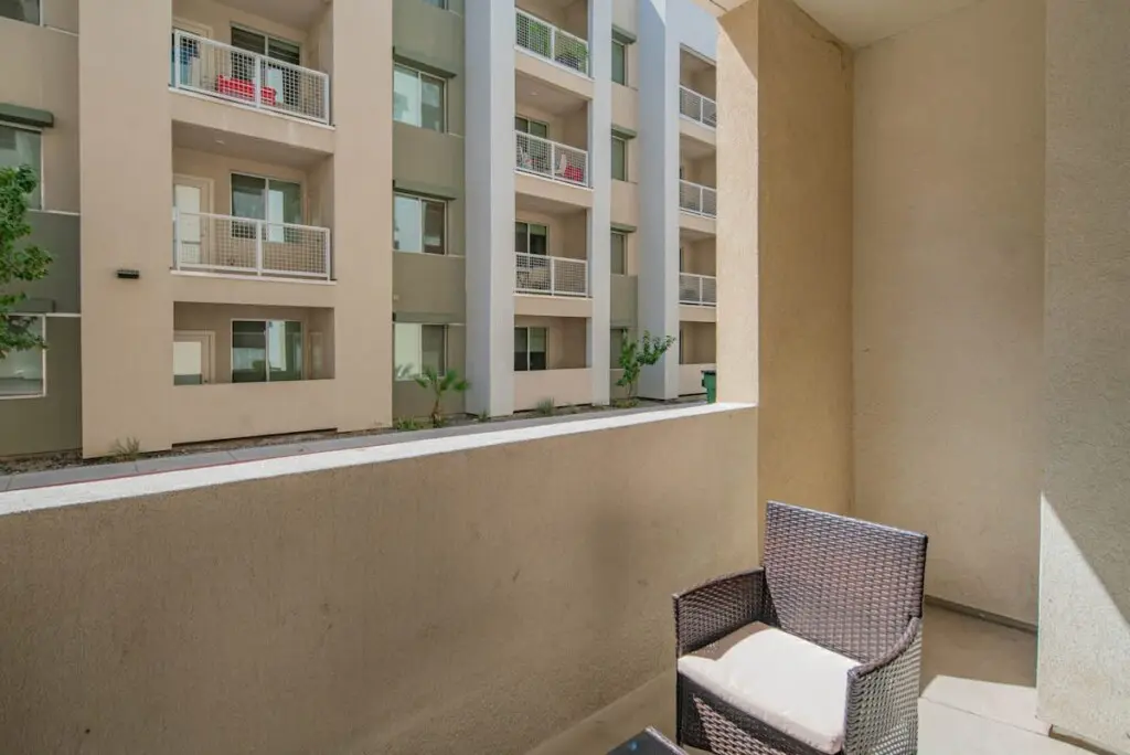 4ed3d94b 761d 4c PxwNs.jpg