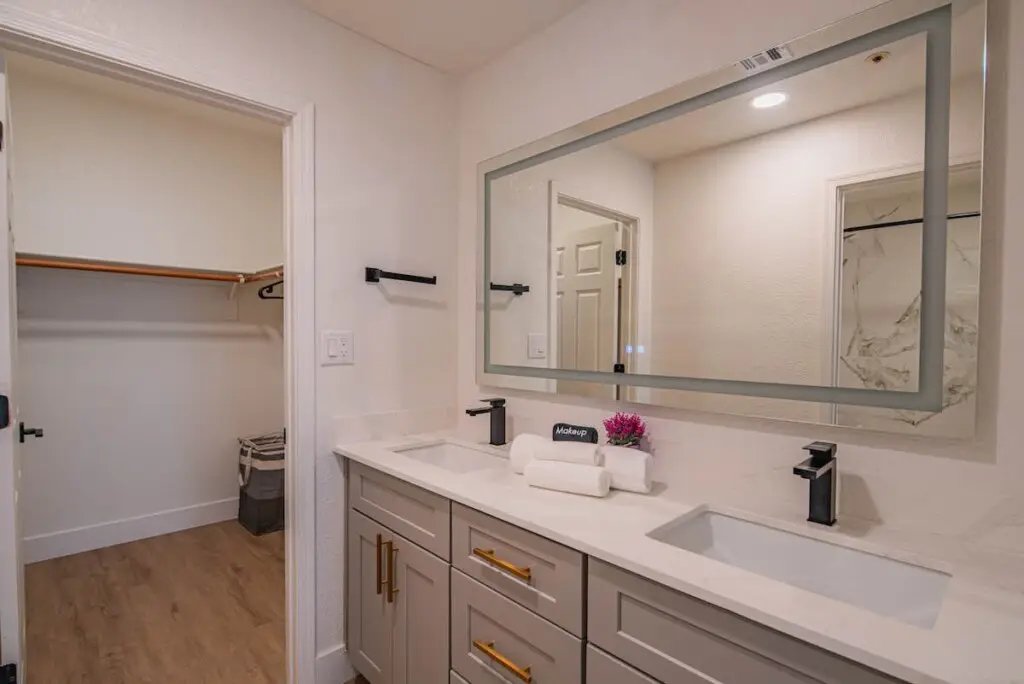 4fff1cf2 2174 4d 5pnRA.jpg