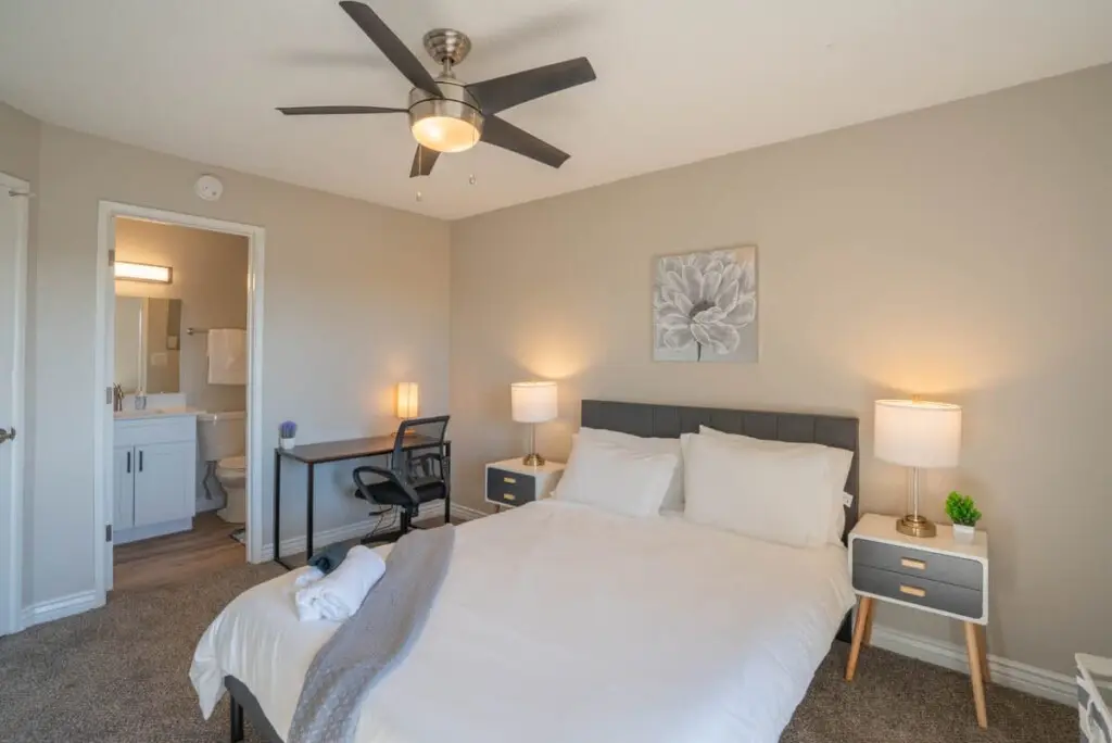 53080a68 6b70 46 CdDSo.jpg