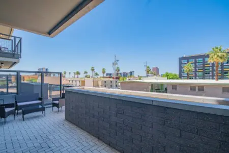 5317de92 5da2 4d GilXn.jpg