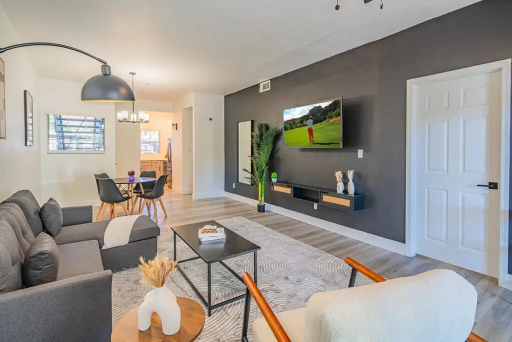 556f2a13 f060 49 F7j0B.jpg