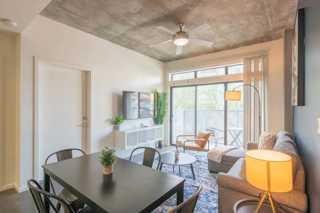 5f86fe59 840c 4d Ne25U.jpg