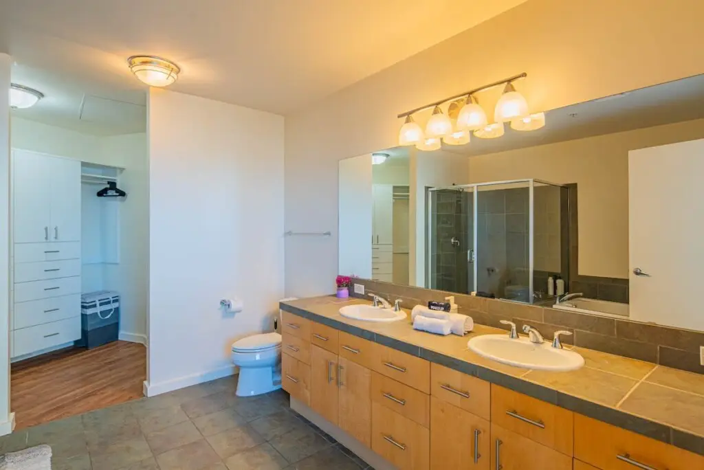 61625a6c a86c 4f 5wxVs.jpg