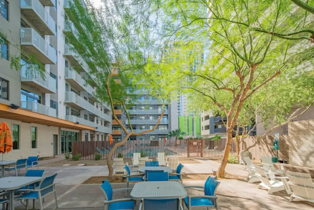 626a1832 fc8a 40 L50PA.jpg