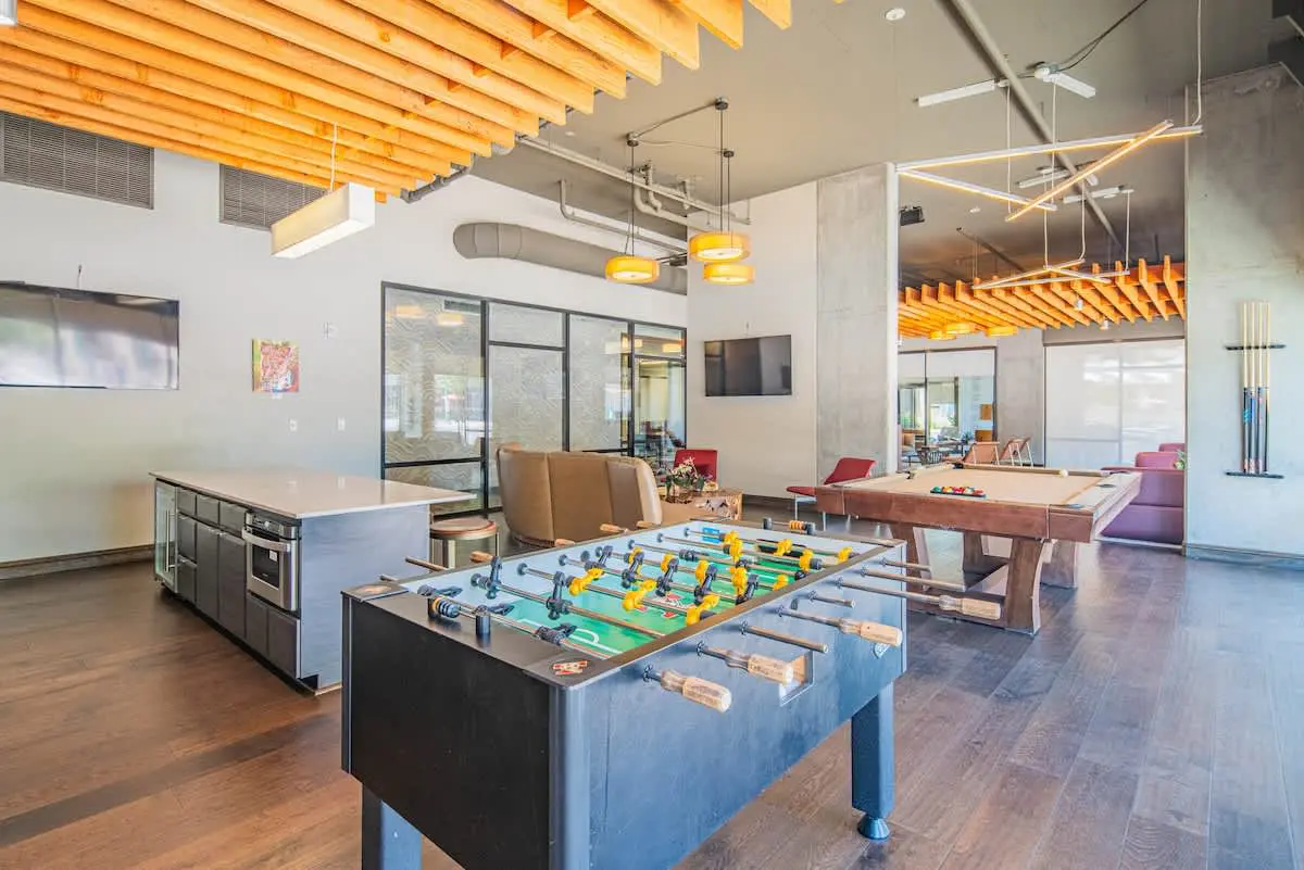 6565ee9a 44e6 47 fCJvG.jpg