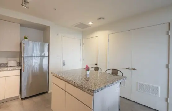 6815297d 9a32 41 uqpmT.jpg