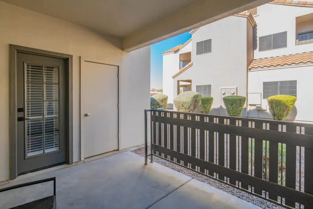 6bef5e87 cc5a 43 f1Dsl.jpg