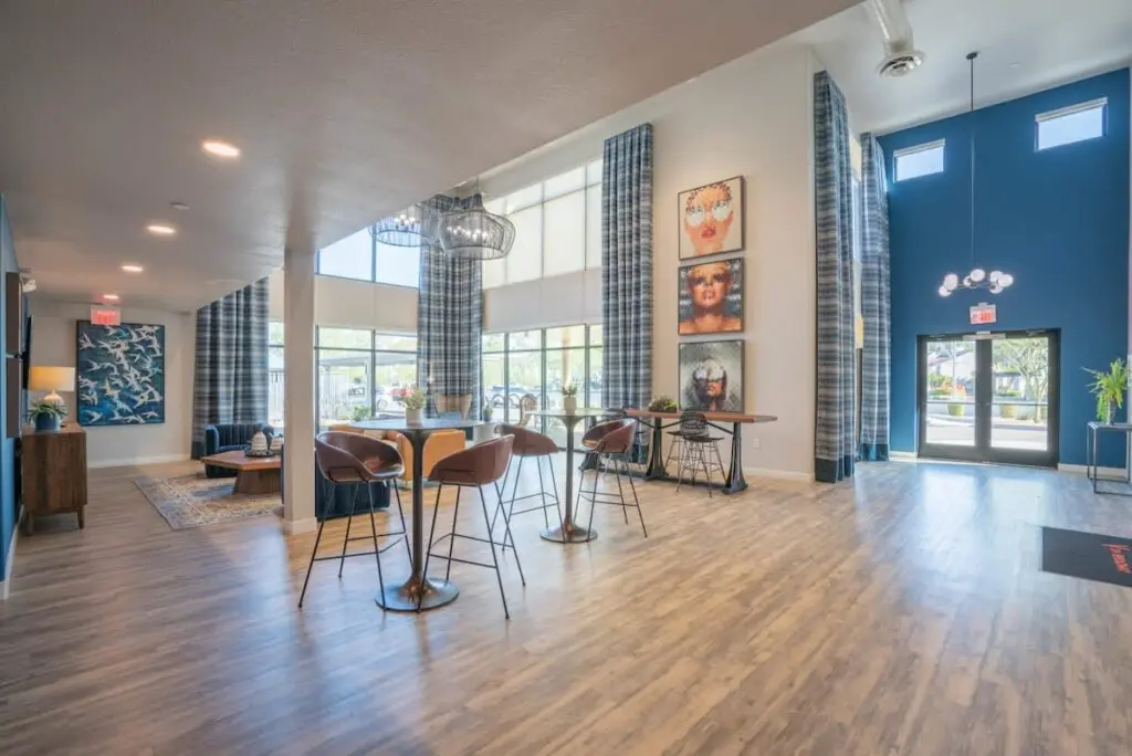 704e3532 7ed1 4d.rwtT .jpg