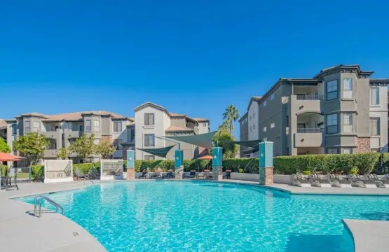 71786731 daf8 48 TjTNb.jpg