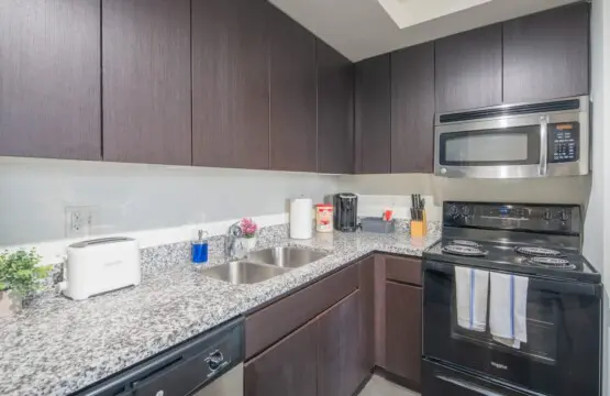 71b07d98 dcaf 47 mrBtX.jpg