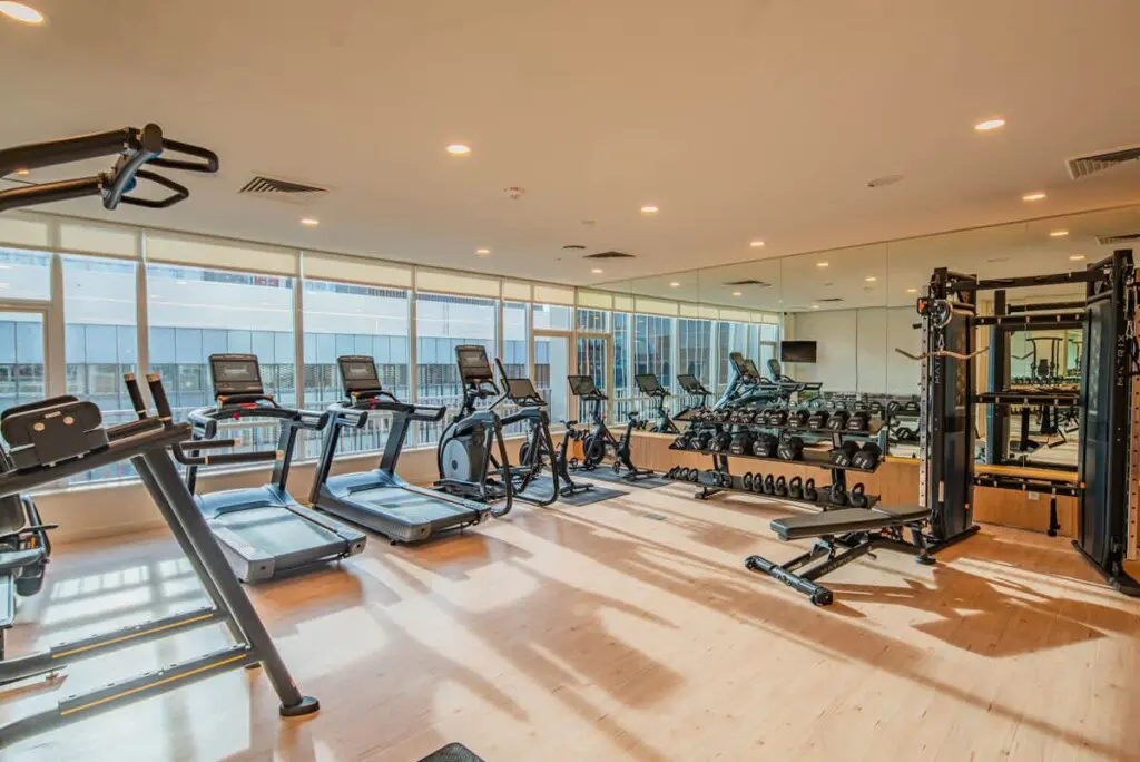 723f6fb9 08fb 47 yGddp.jpg