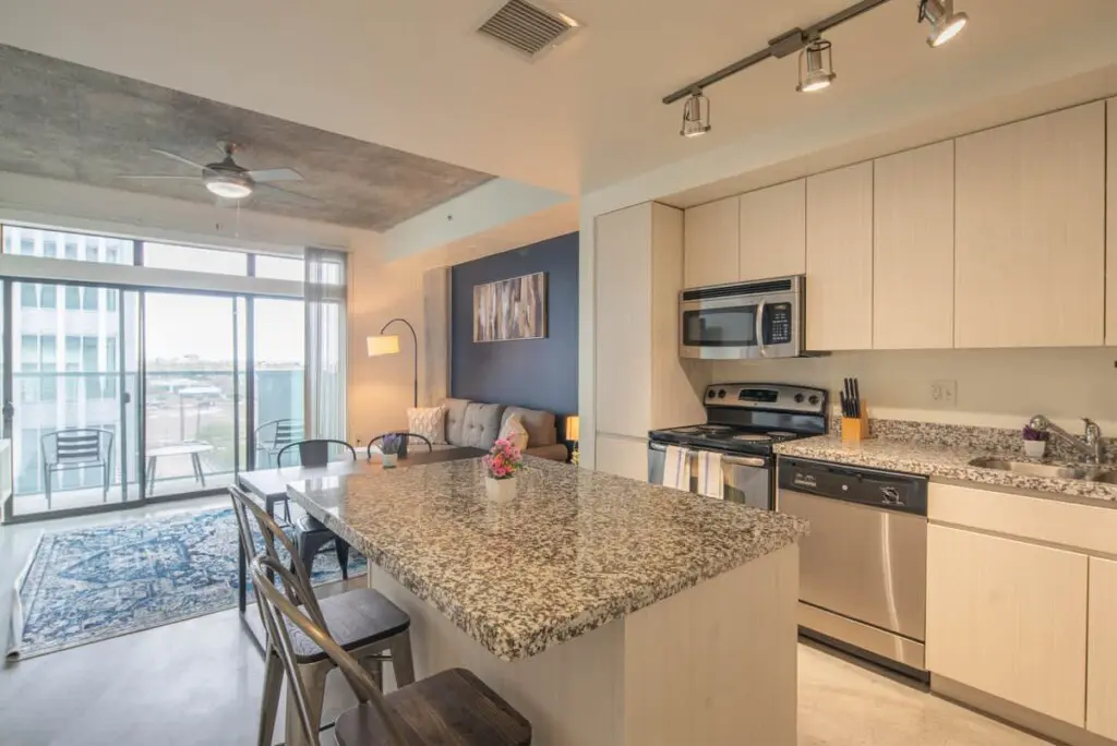 76781c17 48a1 4b jvUxN.jpg