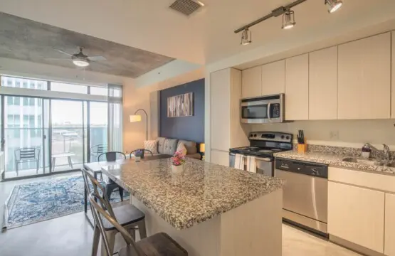 76781c17 48a1 4b jvUxN.jpg