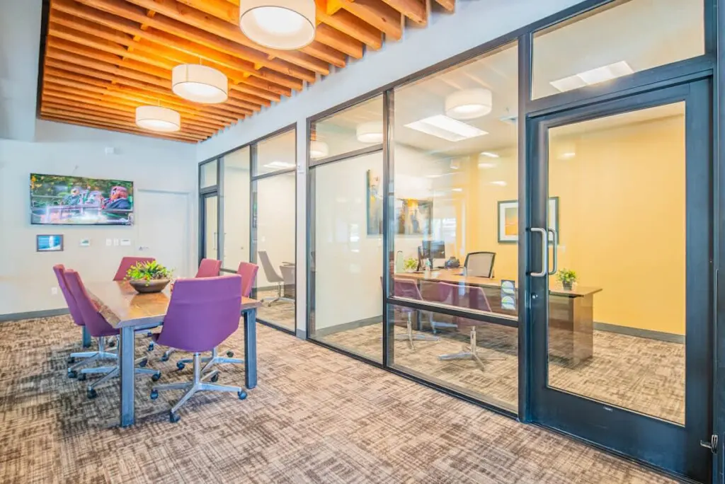 769c28b1 5c6c 4e FIzgM.jpg