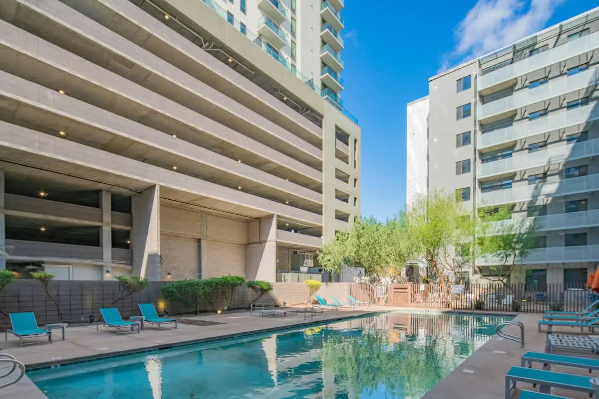 78306db0 d1ad 45 GFTMH.jpg