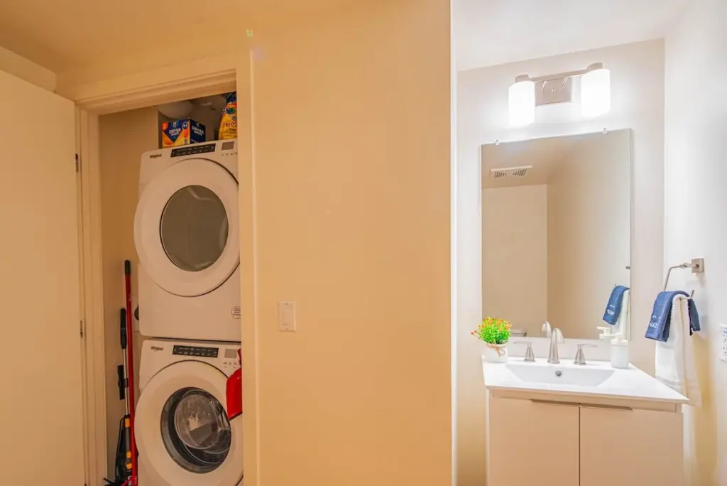 79fd6814 caf3 48 h8ABr.jpg