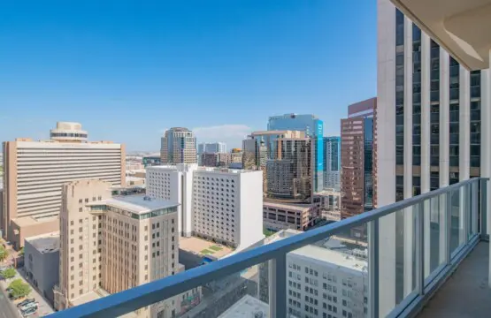 7adf4ab3 b8e6 40 LvjC1.jpg