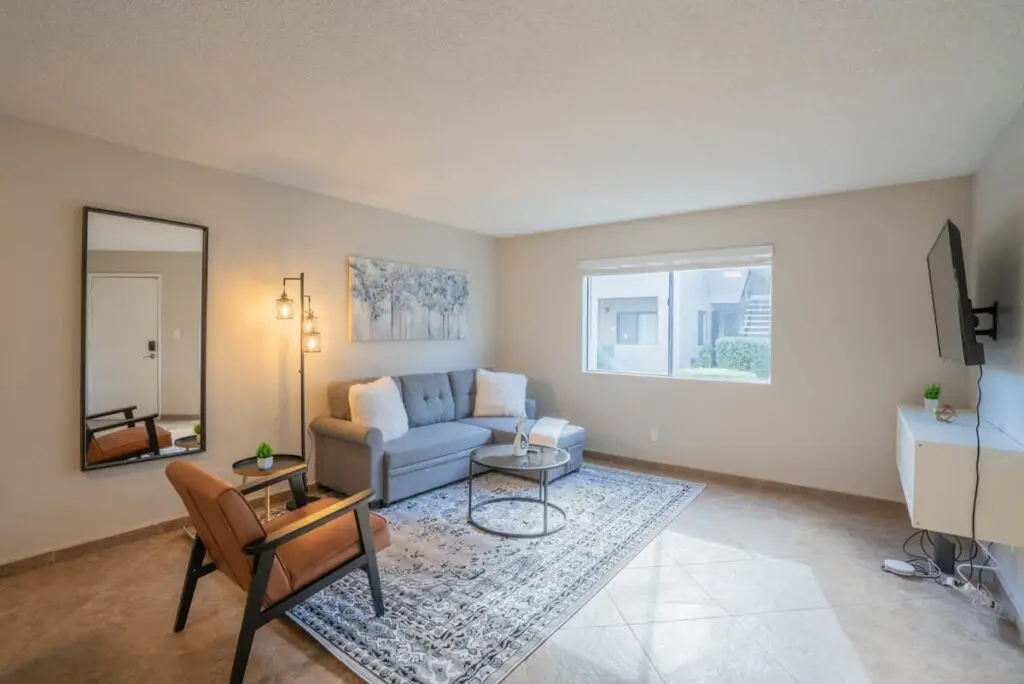 7b262685 bab9 4e 6Lz9C.jpg