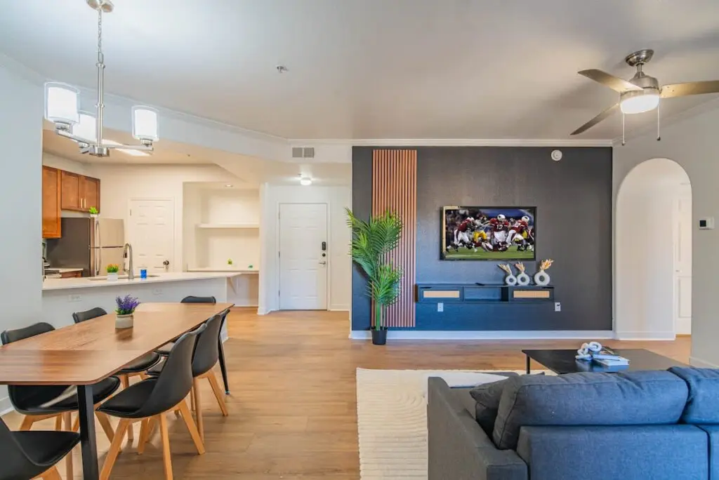 7d49dc41 7f44 41 DxzBe.jpg