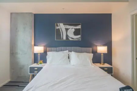 8145c00e 57b0 4e o t0S.jpg