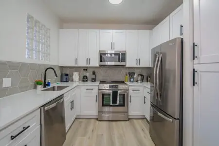 8173fc16 b2b4 47 Rrt4f.jpg