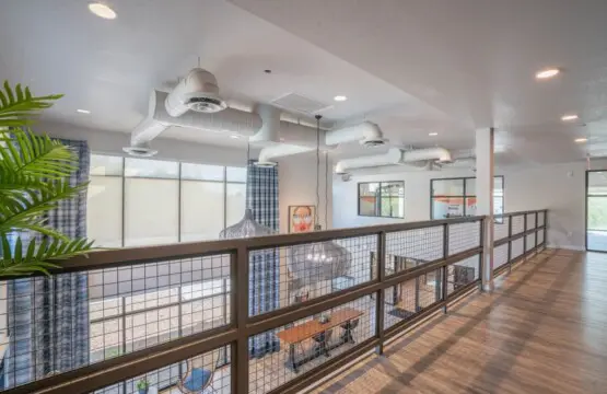 83c467e1 56cc 43 TgwkC.jpg