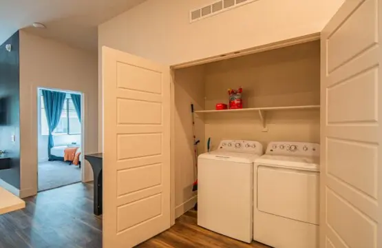 8b76c0d9 49e2 46 eS4Hl.jpg