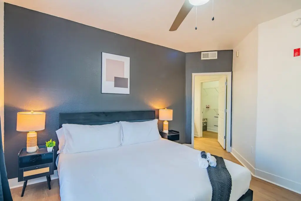 8cc79c6f 7eec 4c PpR I.jpg